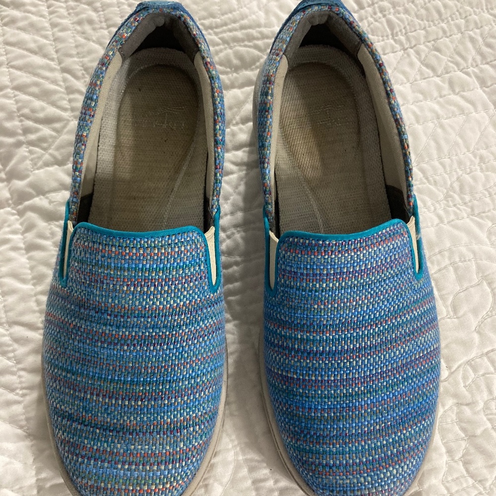 Dansko canvas